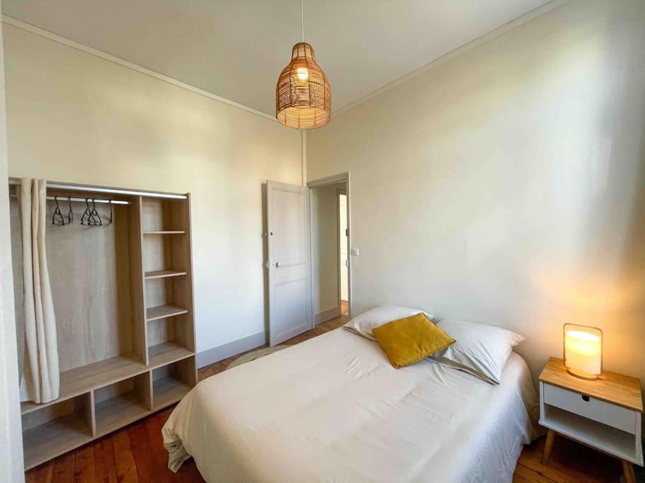 4 Chambres - Grande Maison - Parking - Jardin أميا المظهر الخارجي الصورة