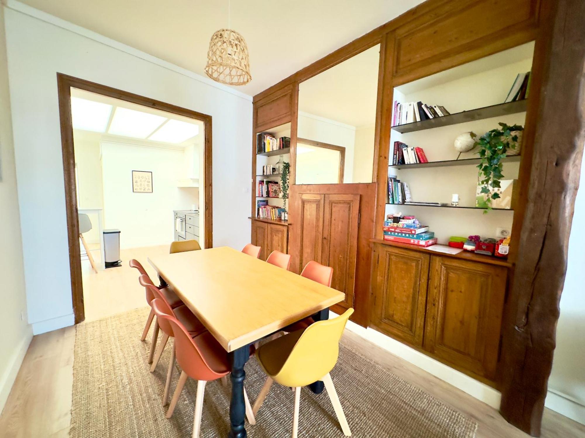 4 Chambres - Grande Maison - Parking - Jardin أميا المظهر الخارجي الصورة