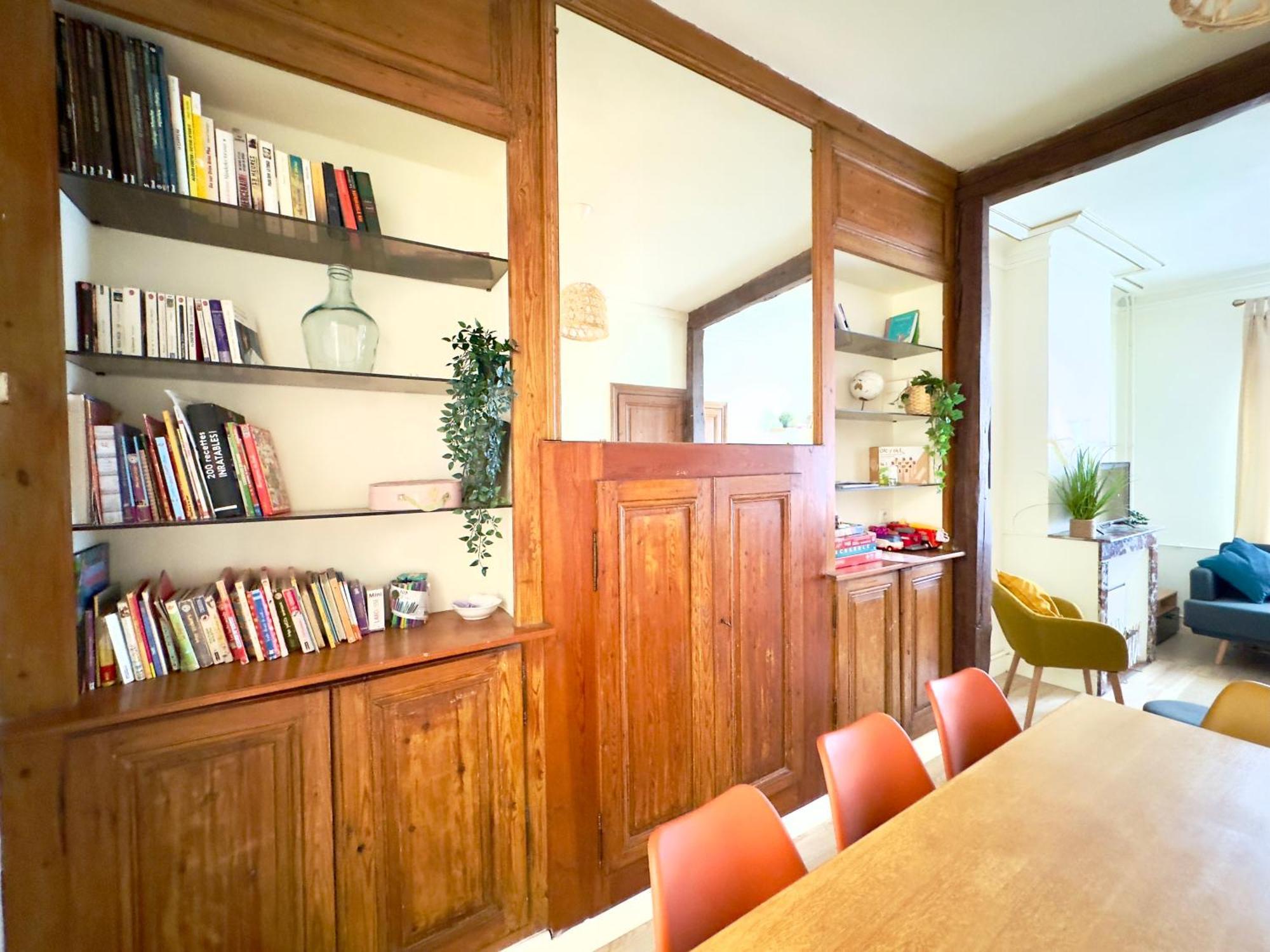 4 Chambres - Grande Maison - Parking - Jardin أميا المظهر الخارجي الصورة